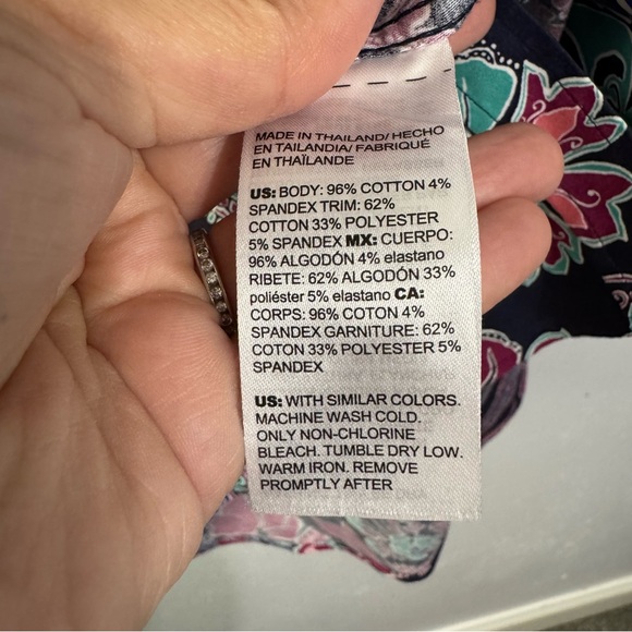 Chico's Pink and Blue Notched Collar Button Down Shirt Mon wrinkle paisley lg - Picture 6 of 6